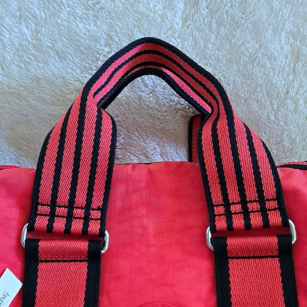 ✨️HP✨️ Kipling "Katina" Mini Barrel Bag👜 - NWT - Picture 9 of 16